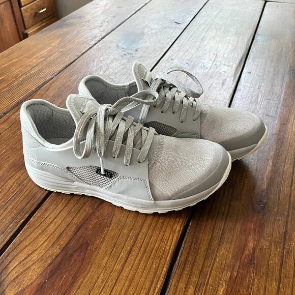 Lem's Women's Mesa Shoes, Silver, Size 9.5 - Brand New Never Worn - Picture 1 of 4